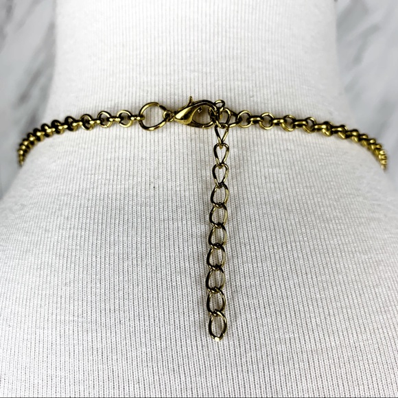 Gold Filigree Statement Necklace White Oval Stone Vintage Inspired Boho Glam - Picture 3 of 3